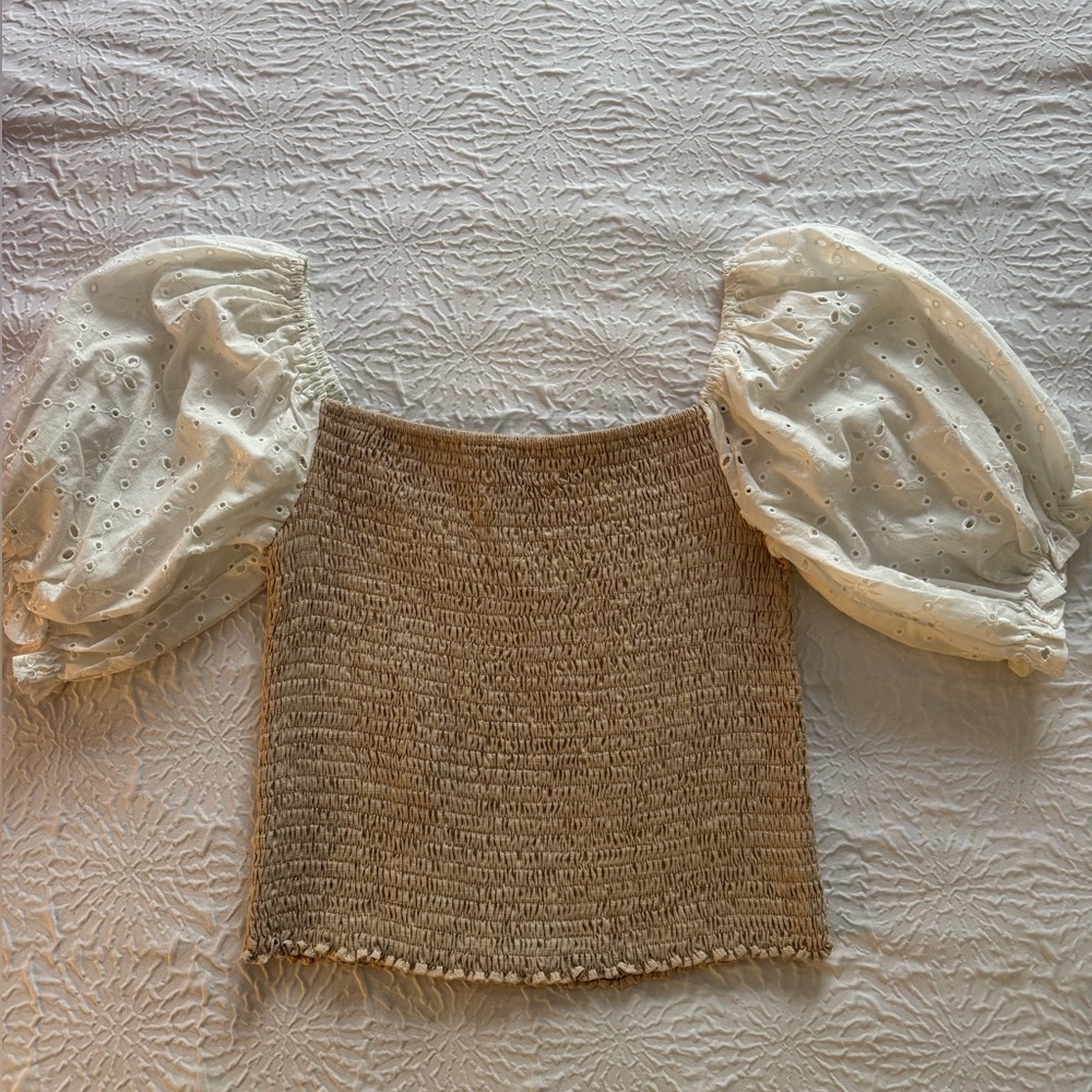 Lane 201 Tan and Cream Blouse